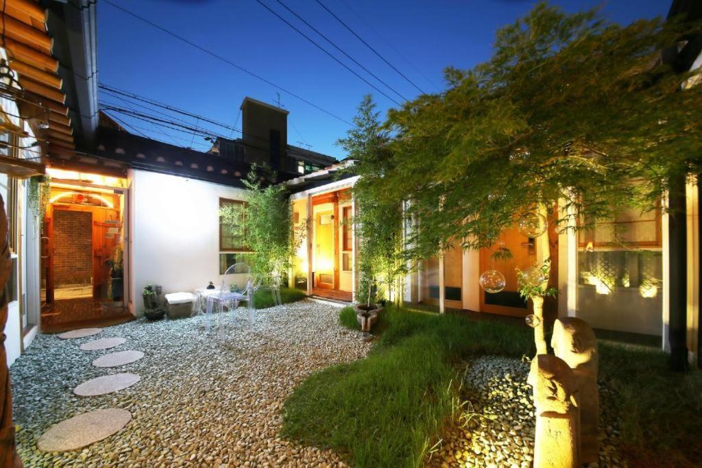 'Hanok Hanok' Boutique Stay Seoul - 2Min From Gyeongbokgung Palace Station Екстер'єр фото