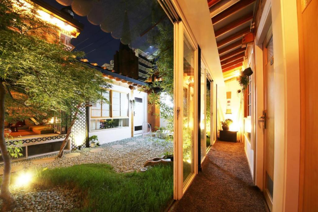 'Hanok Hanok' Boutique Stay Seoul - 2Min From Gyeongbokgung Palace Station Екстер'єр фото