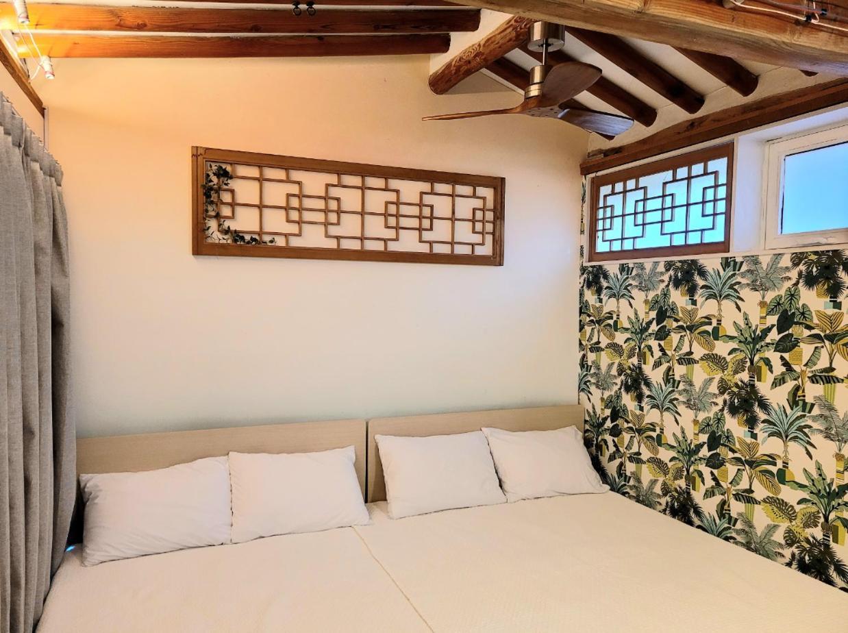 'Hanok Hanok' Boutique Stay Seoul - 2Min From Gyeongbokgung Palace Station Екстер'єр фото